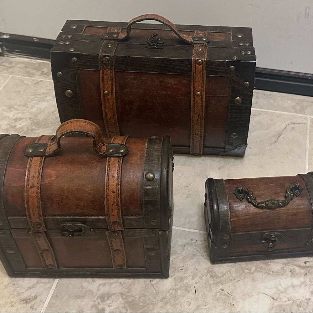 Hobby Lobby Vintage Brown and Black Chest Trio